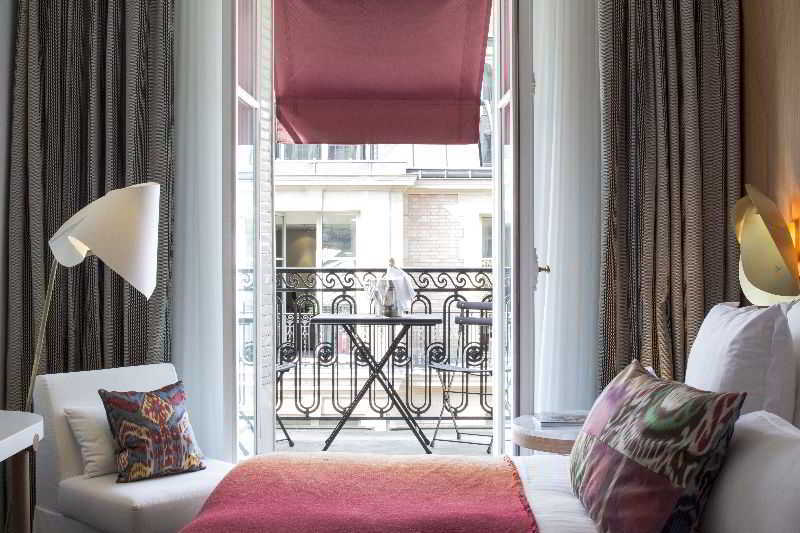 Hotel Vernet Champs Elysees 5*